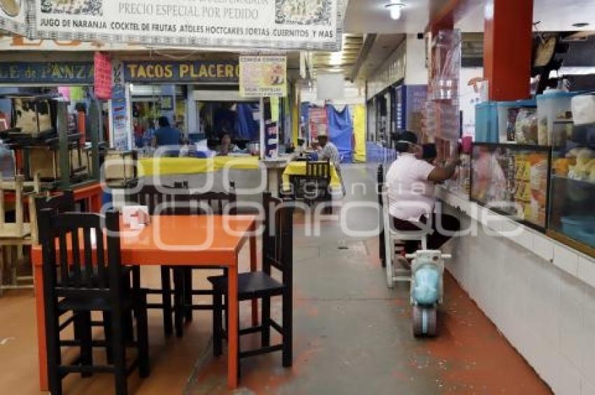 MERCADO ZAPATA . ZONA COMIDA