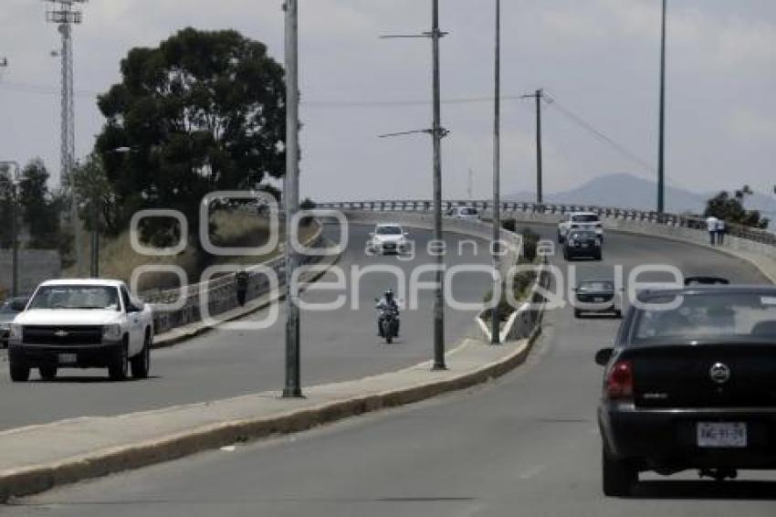 HOY NO CIRCULA . CALLES