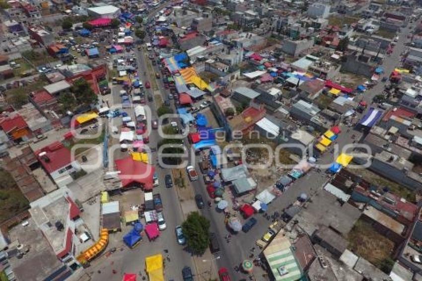 TIANGUIS LA CURVA