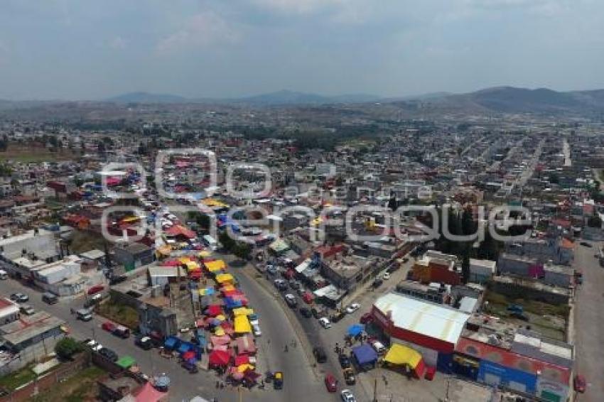 TIANGUIS LA CURVA