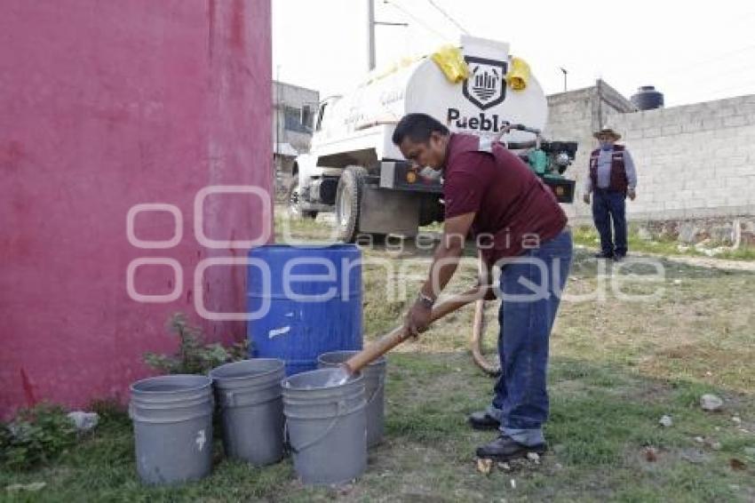 AYUNTAMIENTO . PIPAS DE AGUA