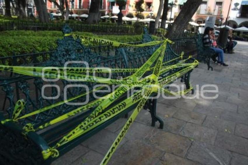 RESTRICCIÓN BANCAS . ZÓCALO