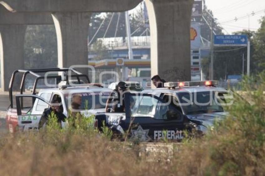 AUTOPISTA . DETENIDOS