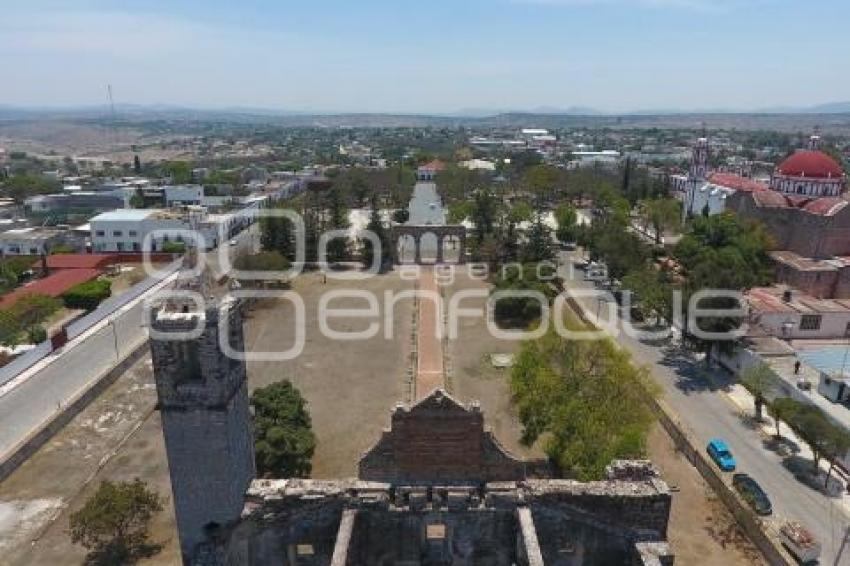 EX CONVENTO SANTIAGO . TECALI