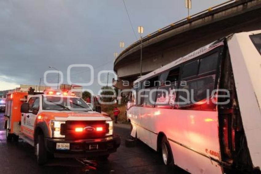 VOLCADURA TRANSPORTE PÚBLICO