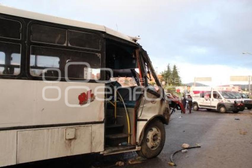 VOLCADURA TRANSPORTE PÚBLICO