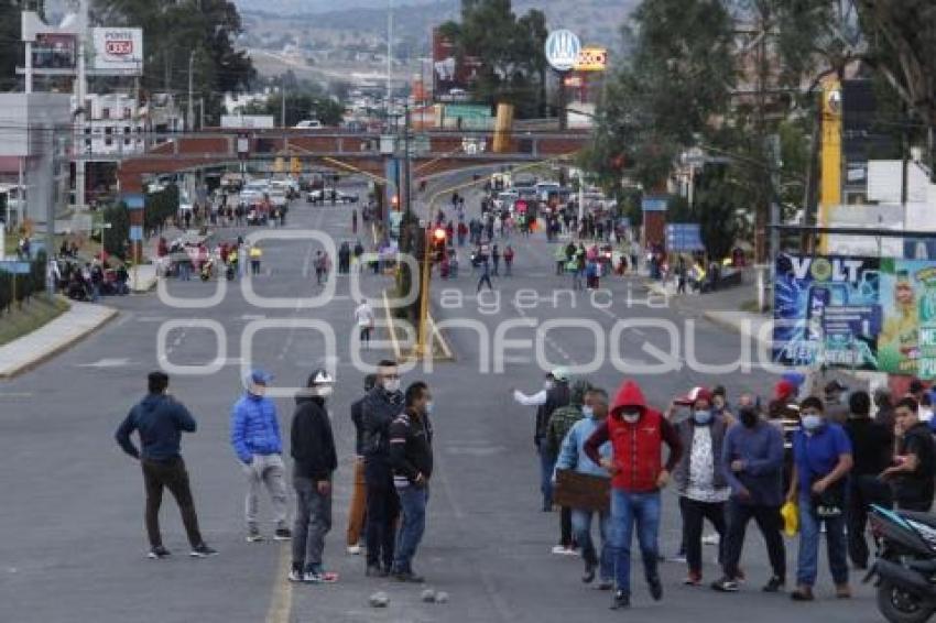 TEXMELUCAN . PROTESTA DE TIANGUISTAS