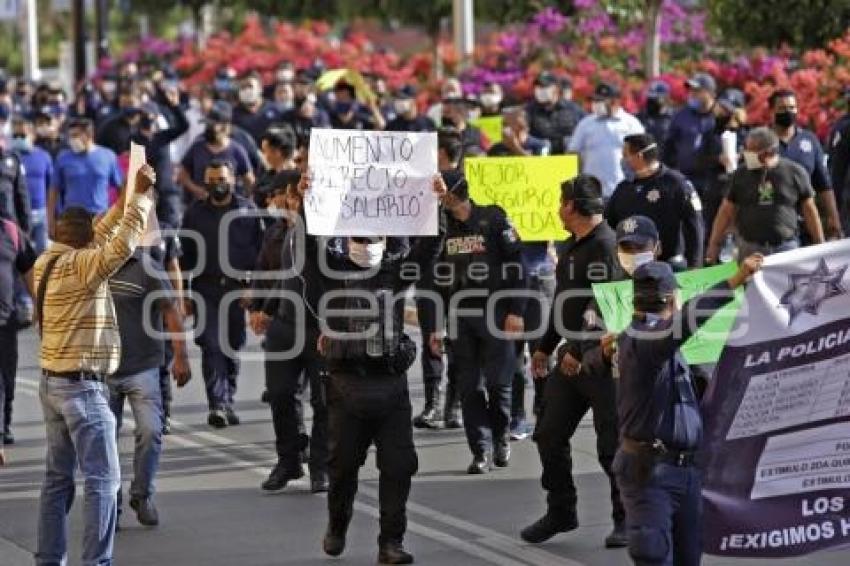 POLICÍA ESTATAL . MANIFESTACIÓN