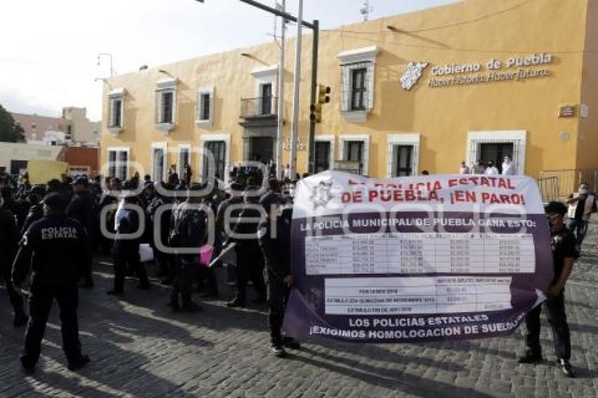 POLICÍA ESTATAL . MANIFESTACIÓN