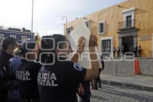 POLICÍA ESTATAL . MANIFESTACIÓN