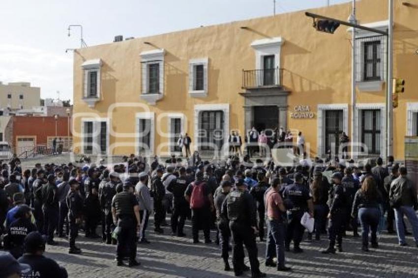 POLICÍA ESTATAL . MANIFESTACIÓN