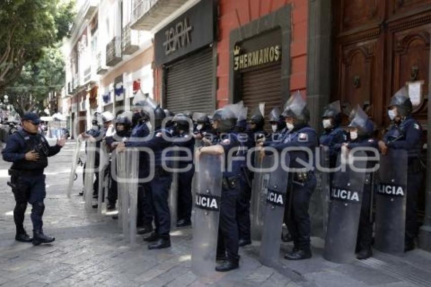 CENTRO HISTÓRICO . POLICÍA