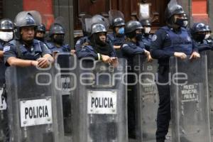 CENTRO HISTÓRICO . POLICÍA