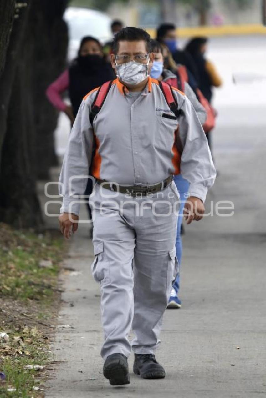 TRABAJADORES ZONA INDUSTRIAL