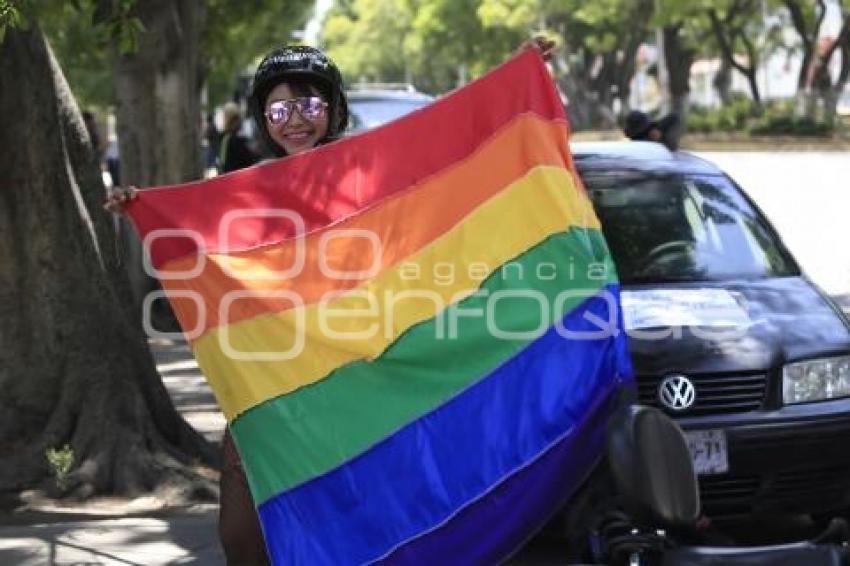 CARAVANA ORGULLO LGBTTTI