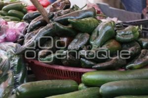 CHILE EN NOGADA . INGREDIENTES