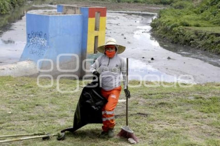 PUENTE NEGRO . LIMPIEZA