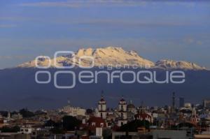 VOLCANES NEVADOS