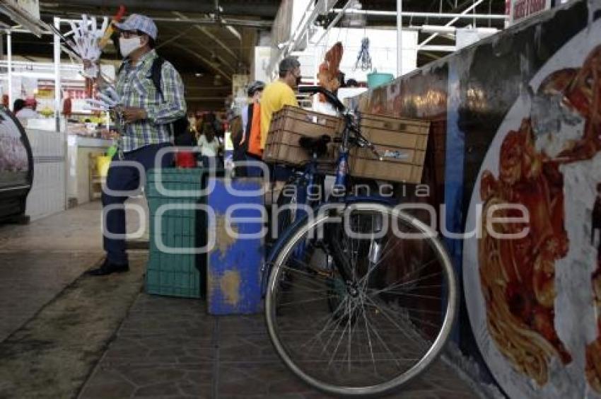 BICI ESTACIONAMIENTOS . MERCADOS