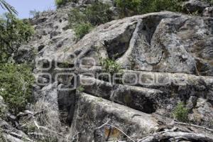 AXUTLA . VESTIGIOS ARQUEOLÓGICOS