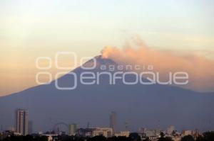 VOLCÁN POPOCATÉPETL . FUMAROLA