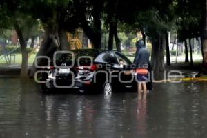 LLUVIA . INUNDACIONES