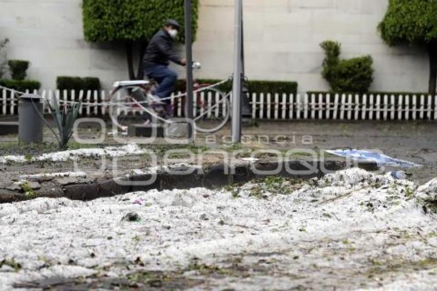 LLUVIA . GRANIZO