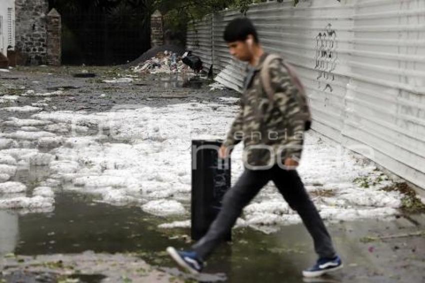 LLUVIA . GRANIZO