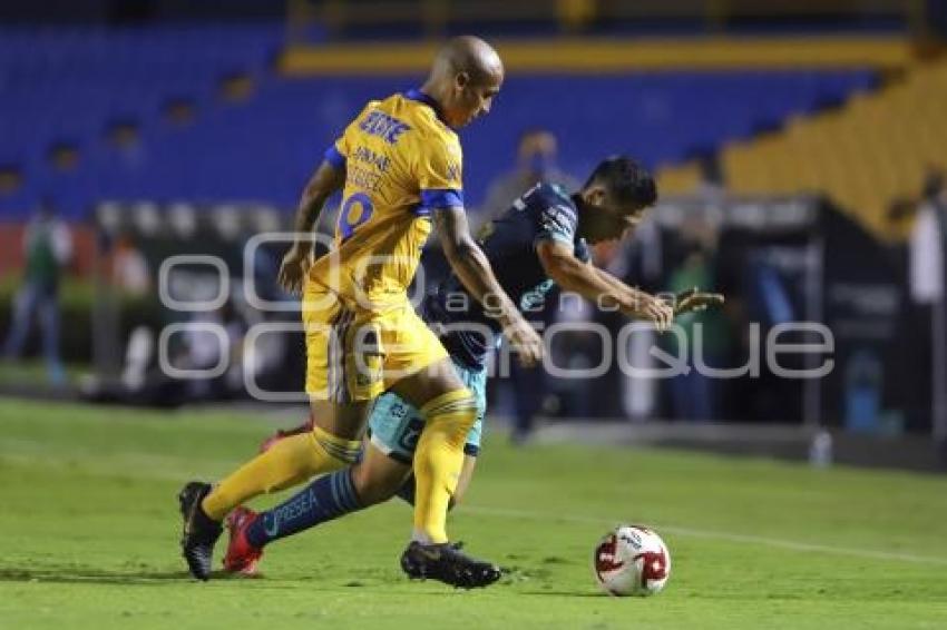 FÚTBOL . TIGRES VS CLUB PUEBLA