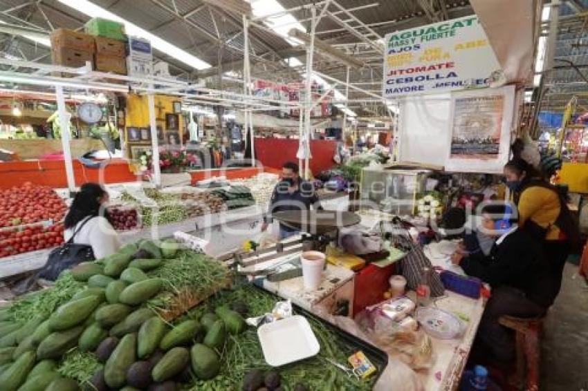 MERCADO . CLASES A DISTANCIA