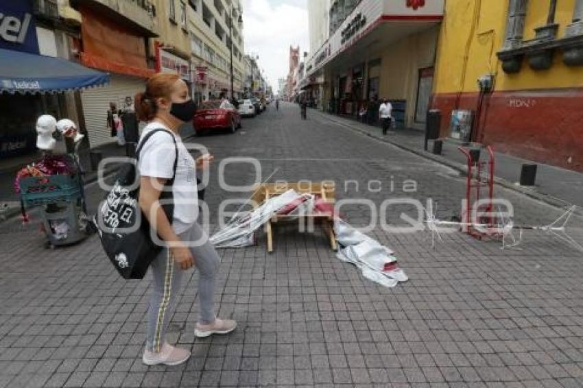 AMBULANTES . CIERRE DE CALLE