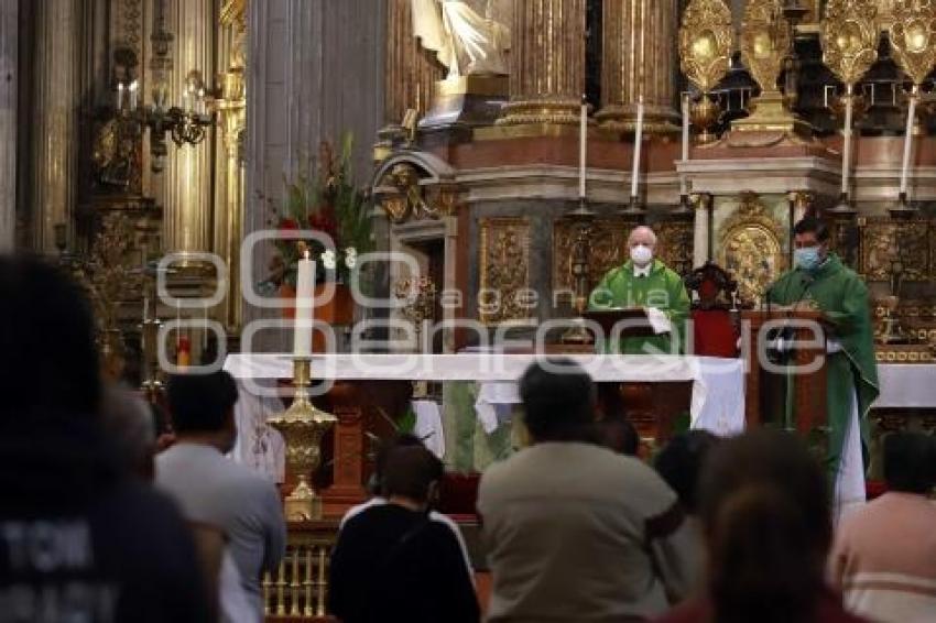 MISA DOMINICAL . CATEDRAL