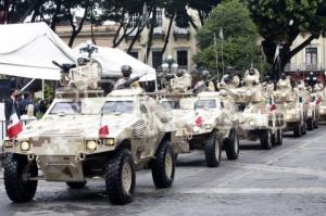 INDEPENDENCIA . DESFILE MILITAR