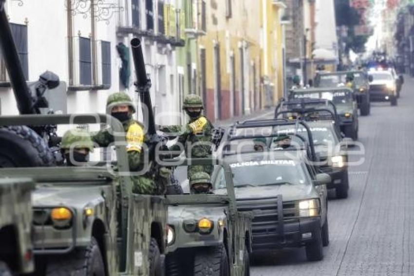 INDEPENDENCIA . DESFILE MILITAR