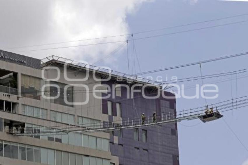 PUENTE DE CRISTAL