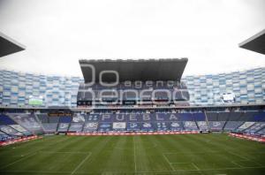 FÚTBOL . PUEBLA VS QUERÉTARO