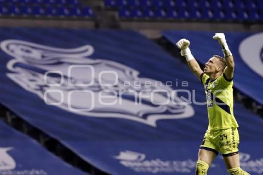 FÚTBOL . PUEBLA VS QUERÉTARO