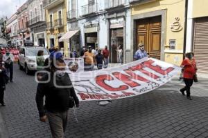 MANIFESTACIÓN POR AYOTZINAPA