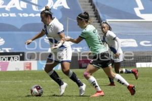 FÚTBOL FEMENIL . CLUB PUEBLA VS SANTOS