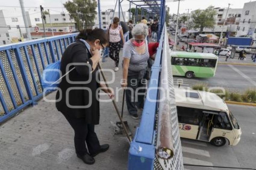 PUENTE PEATONAL LA MARGARITA