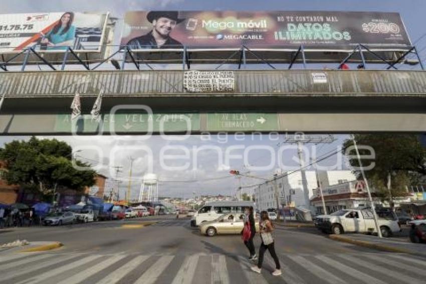 PUENTE PEATONAL LA MARGARITA