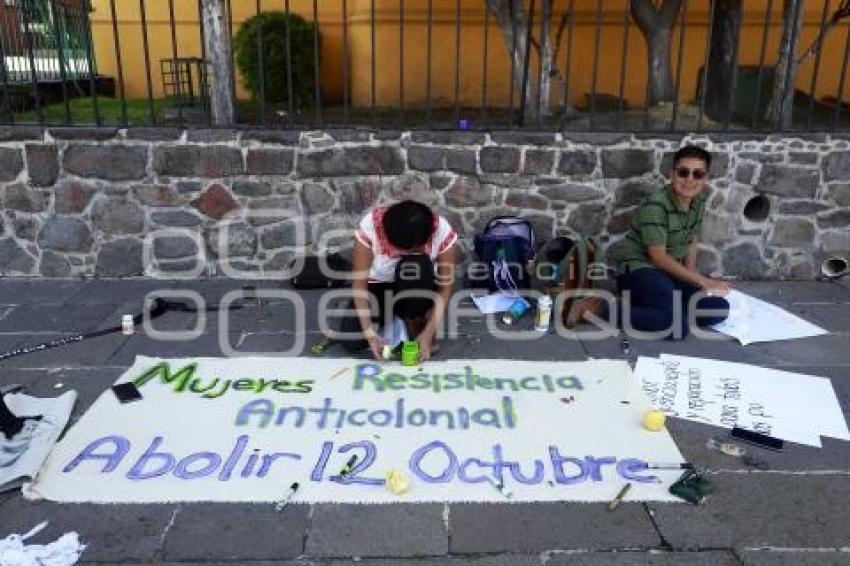 MANIFESTACIÓN MONUMENTO FUNDADORES