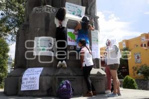 MANIFESTACIÓN MONUMENTO FUNDADORES