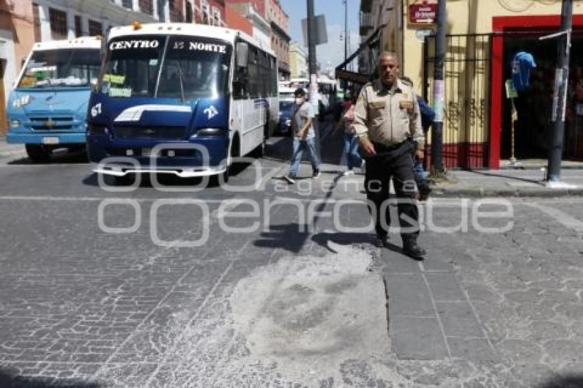 CENTRO HISTÓRICO . BACHES