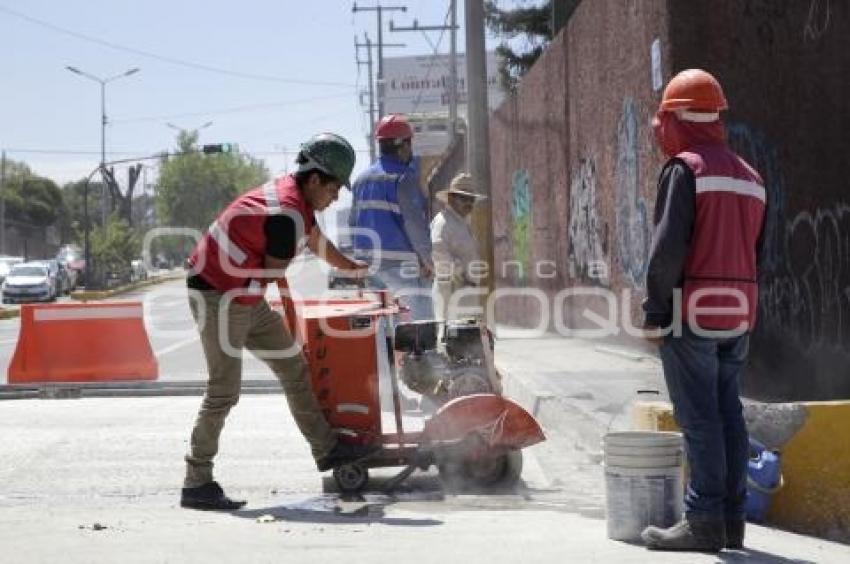 CONSTRUCCIÓN PASO PEATONAL