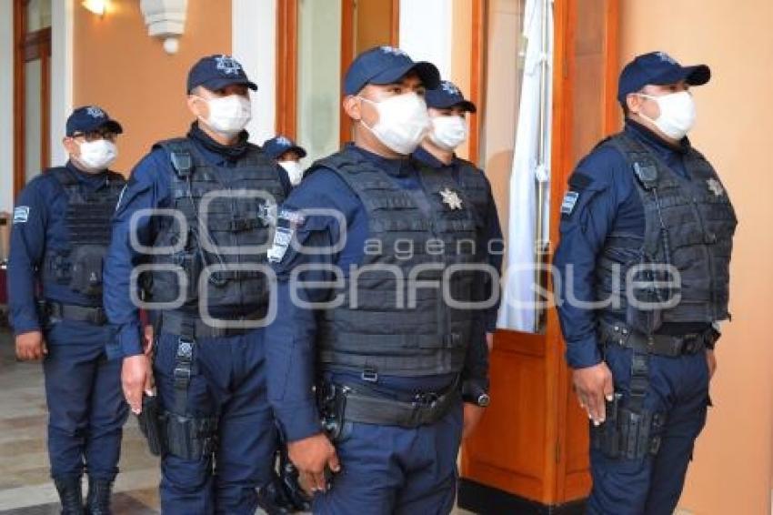 TEHUACÁN . POLICÍA