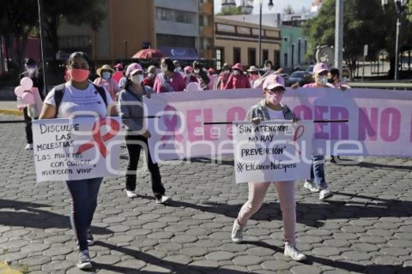 MANIFESTACIÓN MUJERES CÁNCER