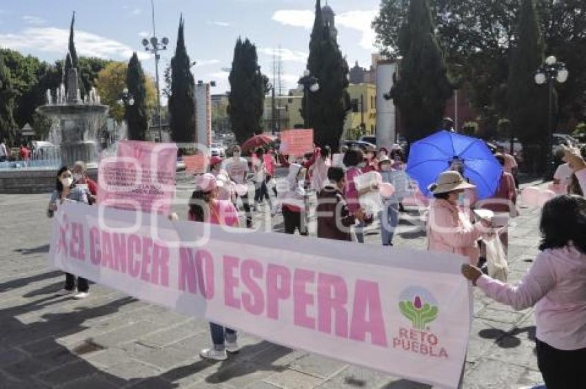 MANIFESTACIÓN MUJERES CÁNCER