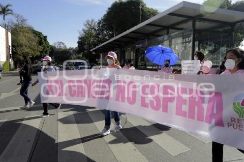 MANIFESTACIÓN MUJERES CÁNCER