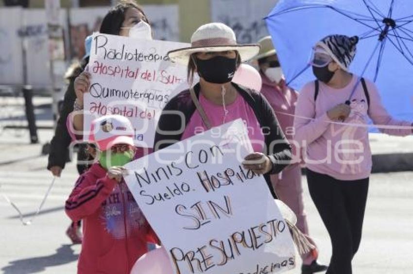 MANIFESTACIÓN MUJERES CÁNCER